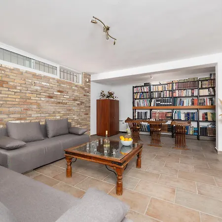 ヴィラ Noulia Kynopiástai