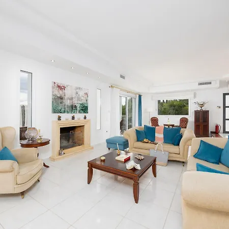 Noulia * Kynopiástai