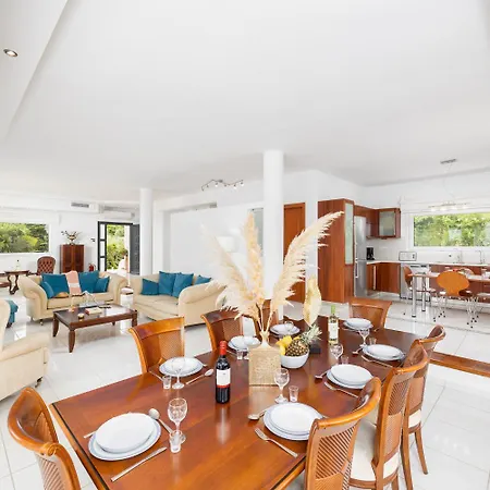 Noulia ヴィラ Kynopiástai